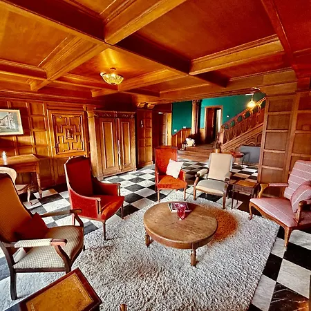 Manoir Nestor - Chairiere *